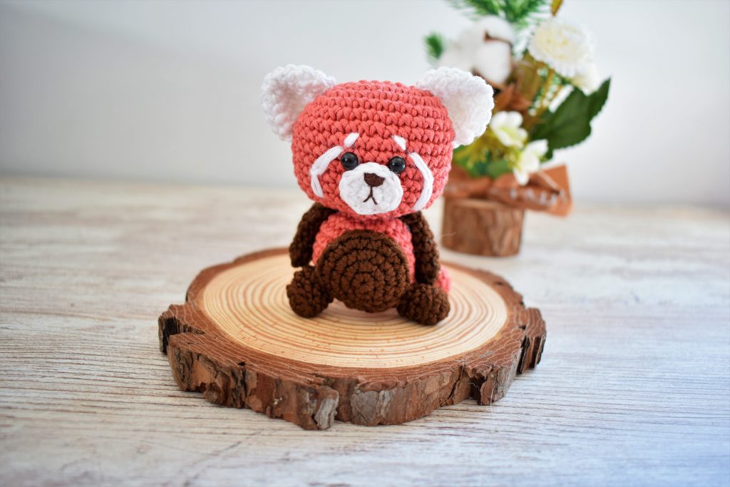 Patrón Panda Rojo Amigurumi